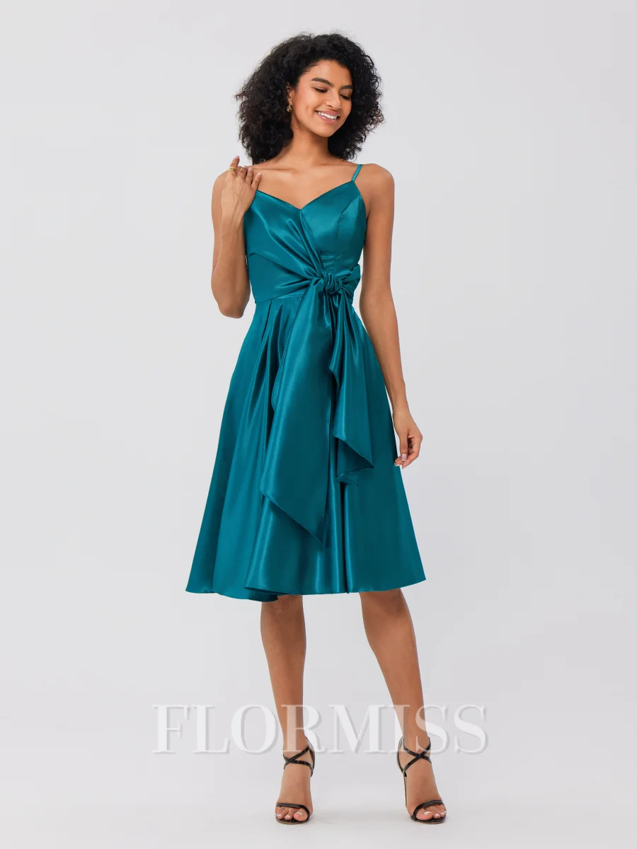 A-Line/Princess Silk Like Satin Ruffles Spaghetti Straps Sleeveless Knee-Length Bridesmaid Dresses