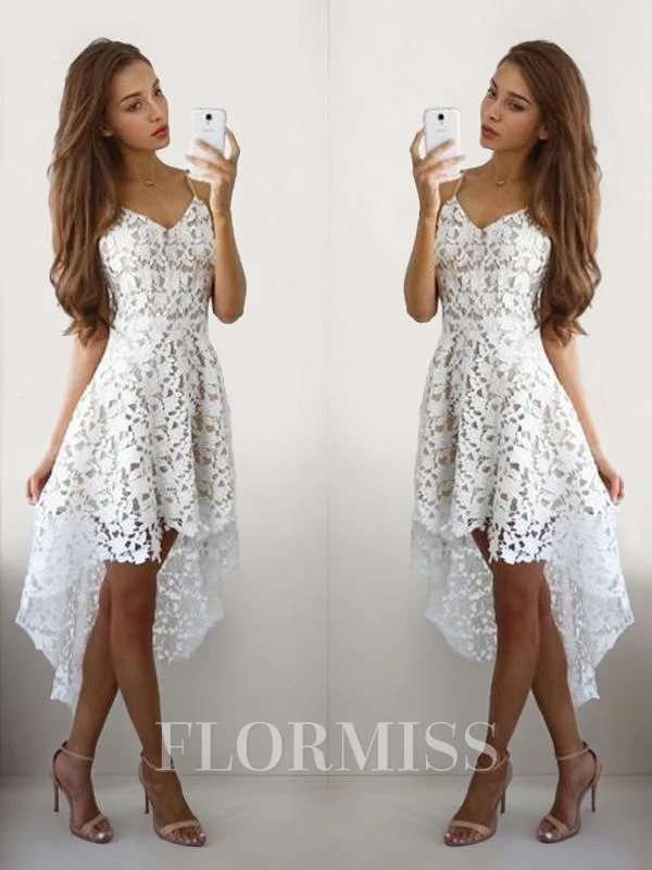 A-Line/Princess V-neck Short/Mini Lace Homecoming Dresses