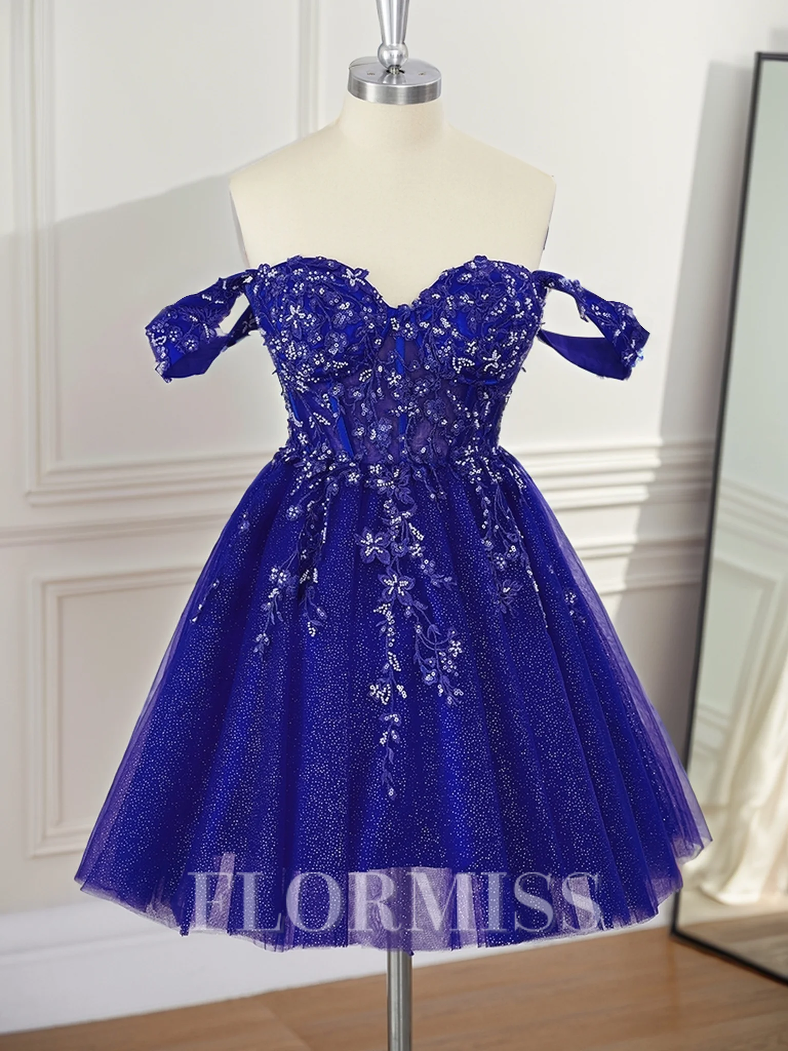 Ball-Gown Tulle Off-the-Shoulder Appliques Lace Corset Short/Mini Dress