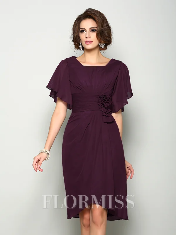 A-Line/Princess Square Knee-Length Chiffon Mother of the Bride Dresses With Flower