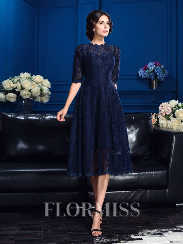 A-Line/Princess Jewel Tea-Length Lace Mother of the Bride Dresses With Lace