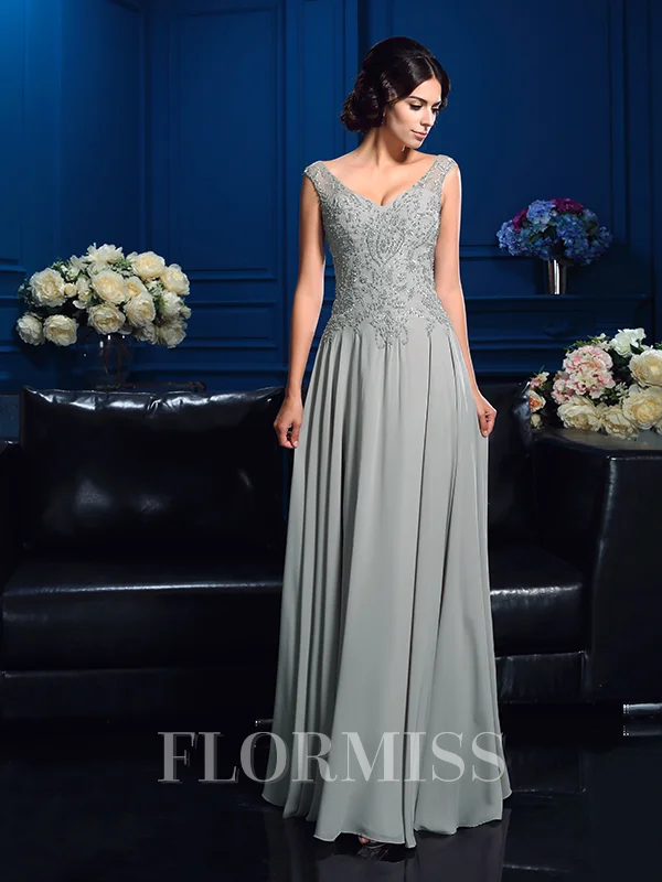 A-Line/Princess V-neck Floor-Length Chiffon Mother of the Bride Dresses With Beading