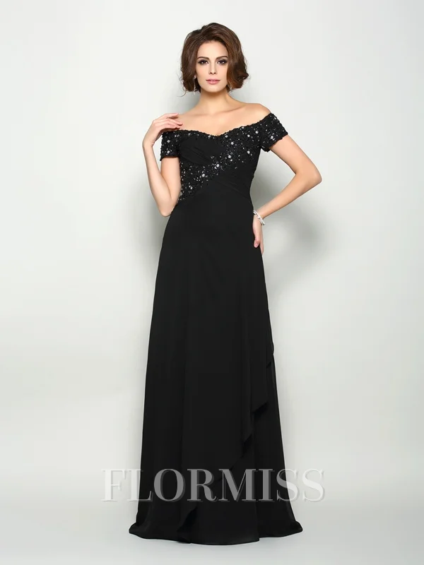 A-Line/Princess Off-the-Shoulder Sweep Train Chiffon Mother of the Bride Dresses With Appliques Lace