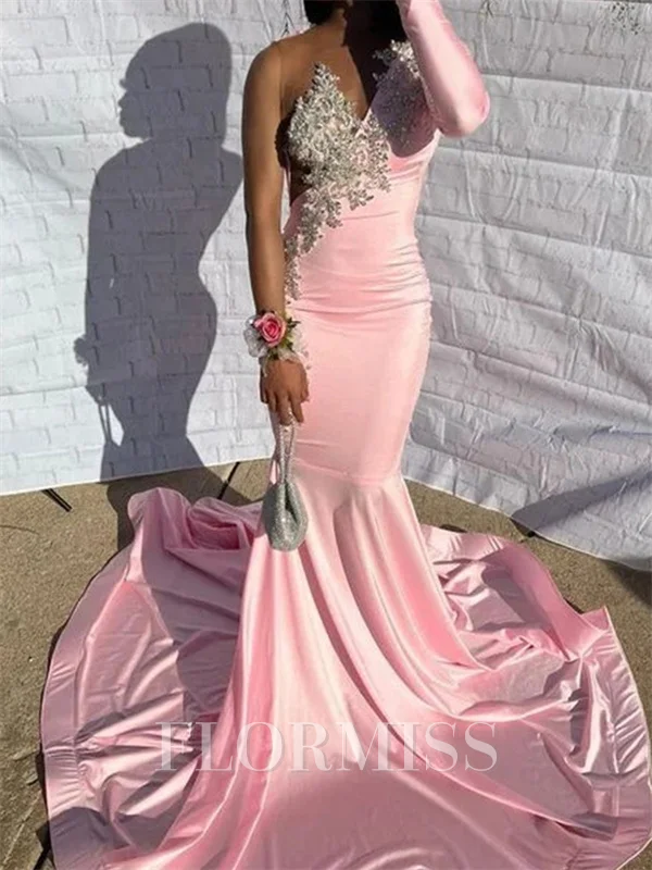 Mermaid Scoop Long Sleeves Appliques Lace Sweep Train Dress