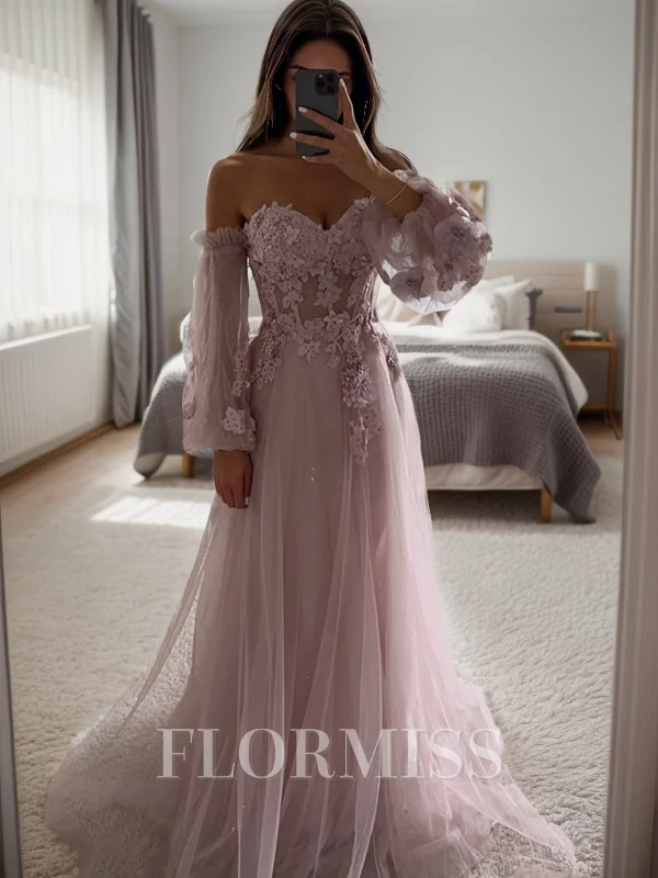 A-Line/Princess Tulle Applique Sweetheart Long Sleeves Sweep/Brush Train Dresses