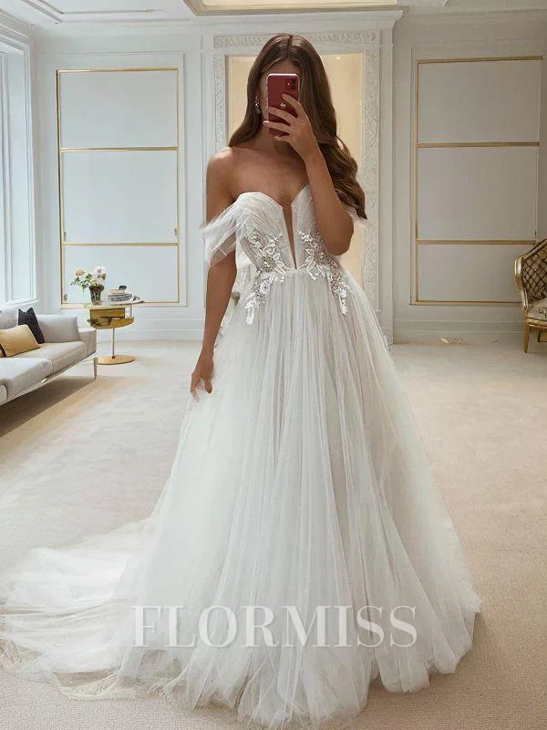 A-Line/Princess Off-the-Shoulder Sweep Train Tulle Wedding Dresses