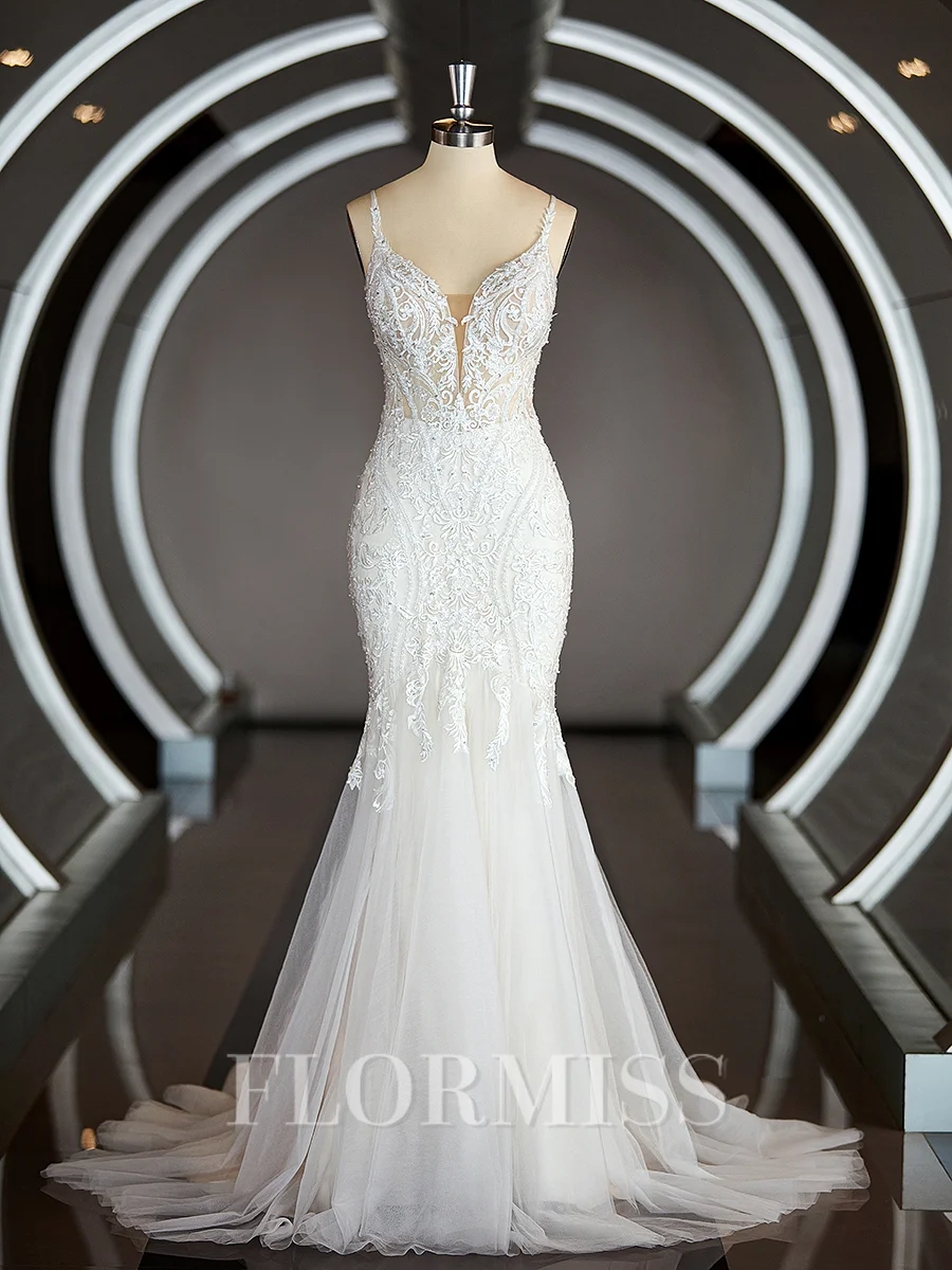 Trumpet/Mermaid V-neck Cathedral Train Tulle Wedding Dresses with Appliques Lace