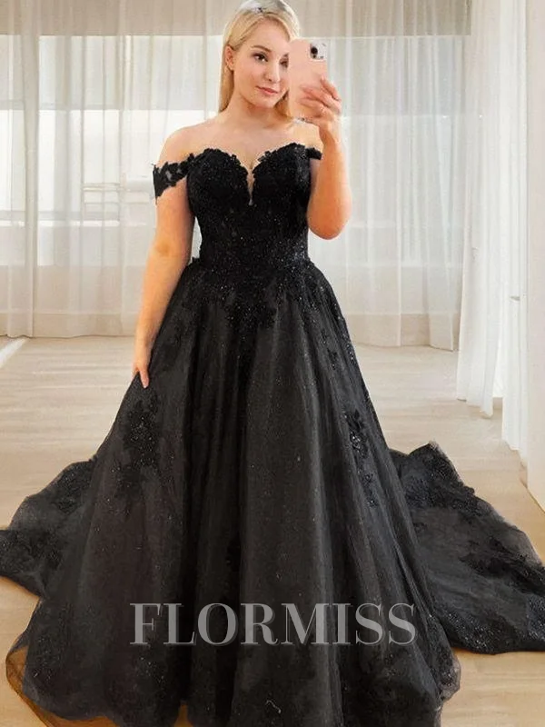 A-line/Princess Off-the-Shoulder Chapel Train Tulle Wedding Dress with Appliques Lace