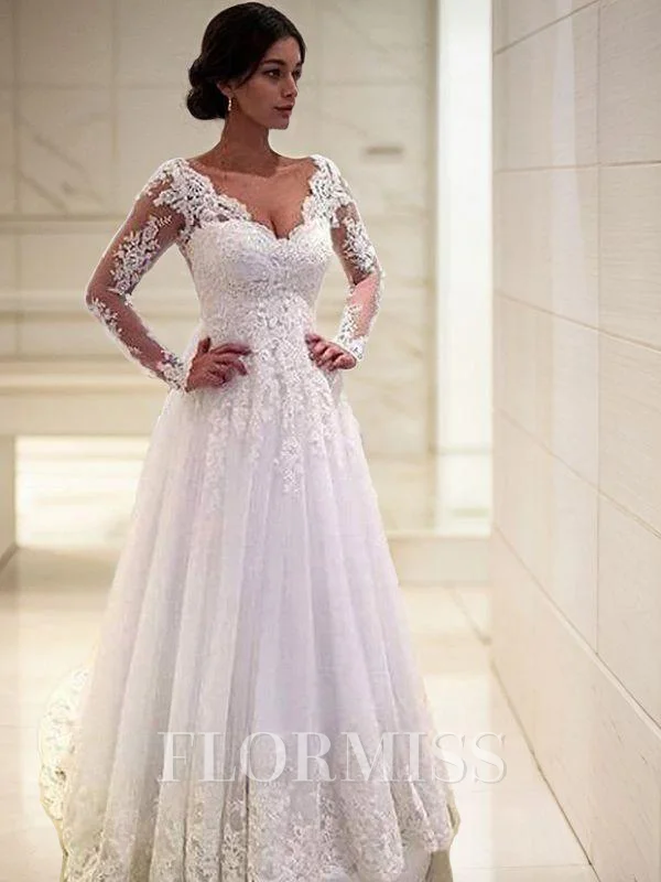 Ball Gown V-neck Court Train Tulle Wedding Dresses With Appliques Lace