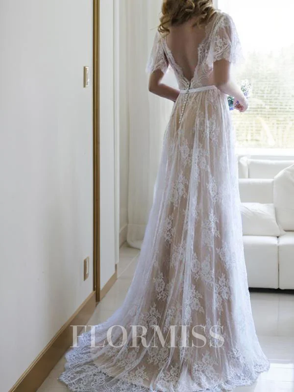 A-Line/Princess V-neck Sweep Train Lace Wedding Dresses With Appliques Lace