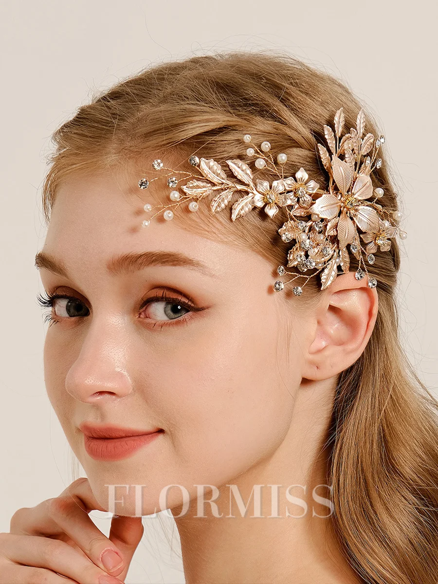 Elegant Pearls With Rhinestone Headpieces