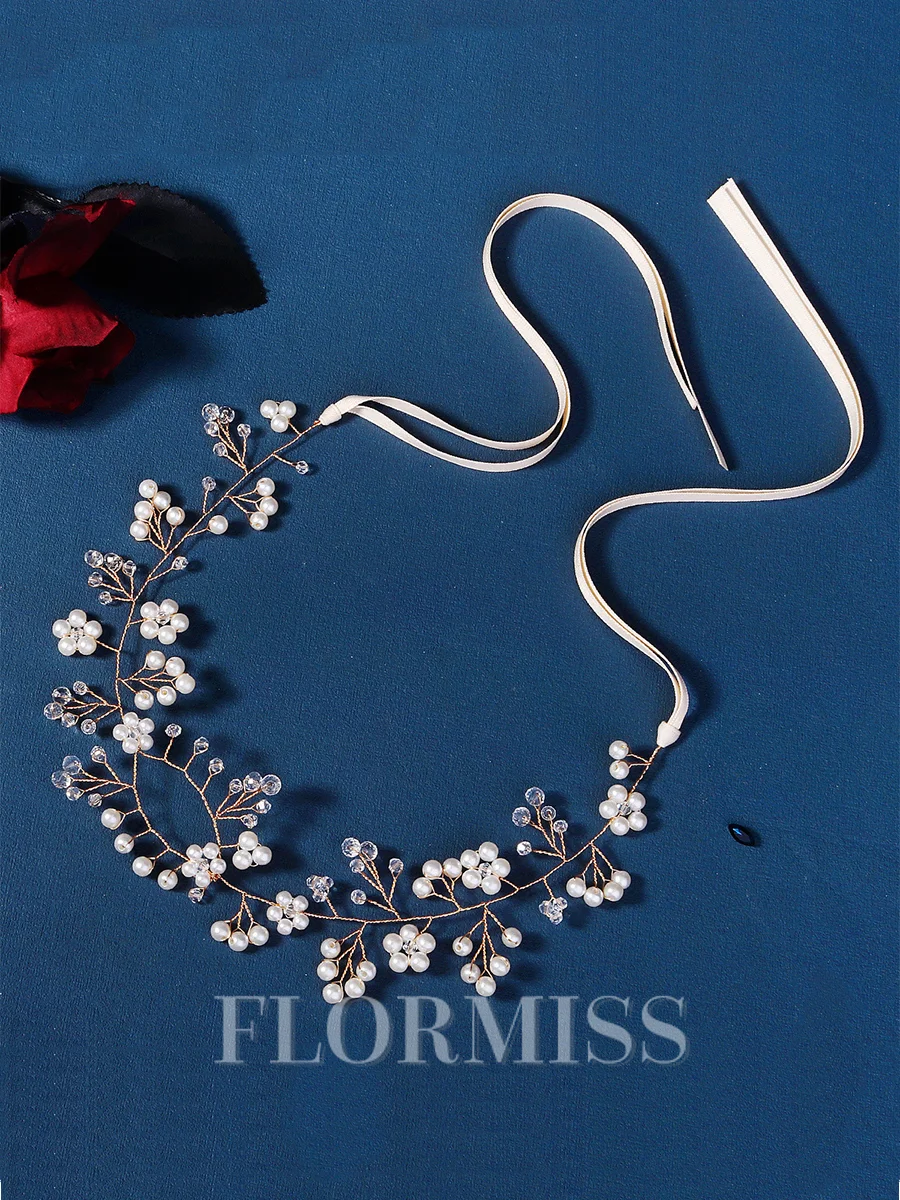 Simple Pearls With Rhinestone Headpieces