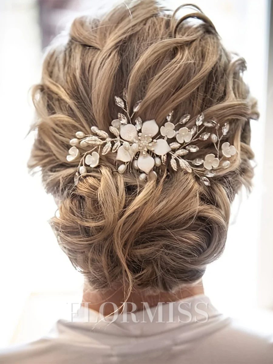 Elegant Pearls With Rhinestone Headpieces