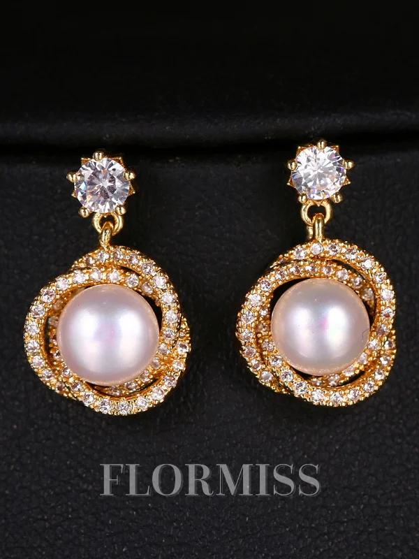 Sweet Alloy With Flower Earrings