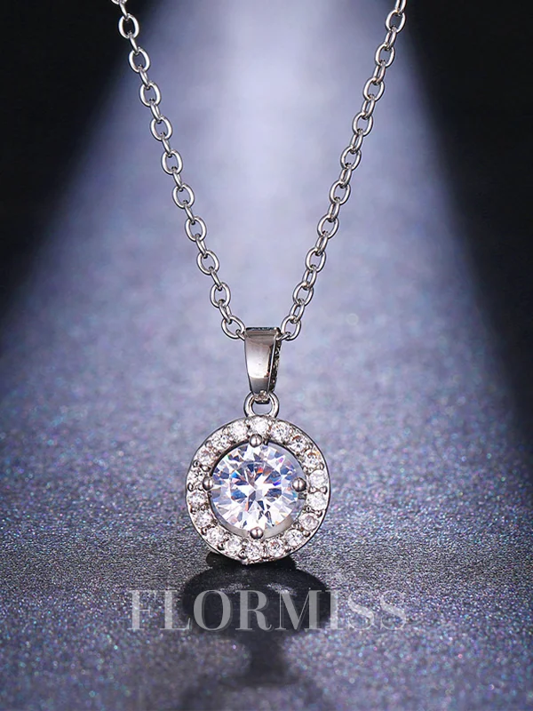 Fashion Alloy With Rhinestone Necklace
