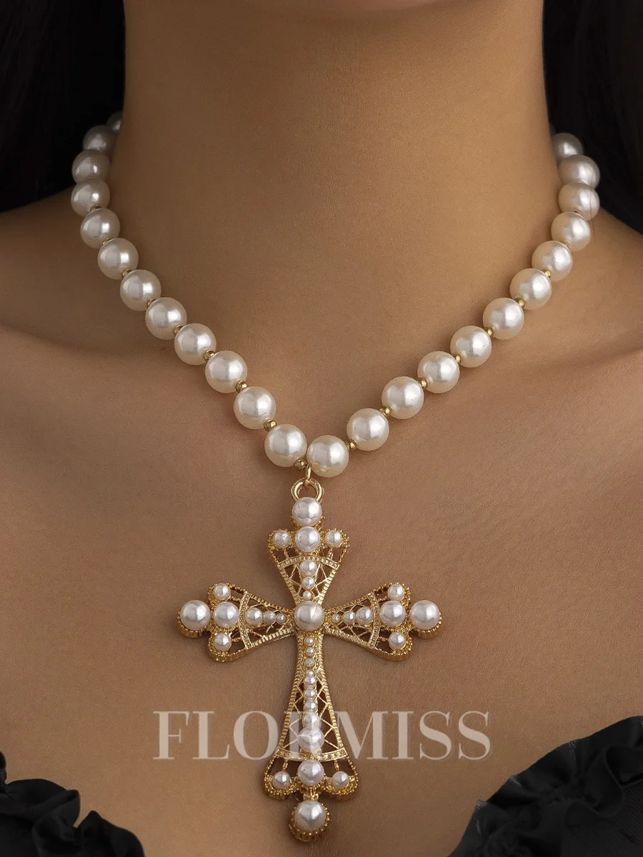 Unique Alloy With Imitation Pearl Necklace