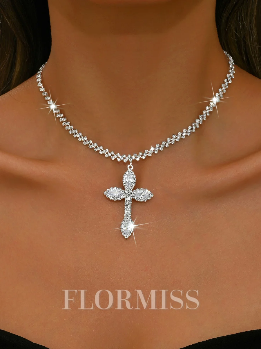 Stunning Copper With Rhinestone Necklace