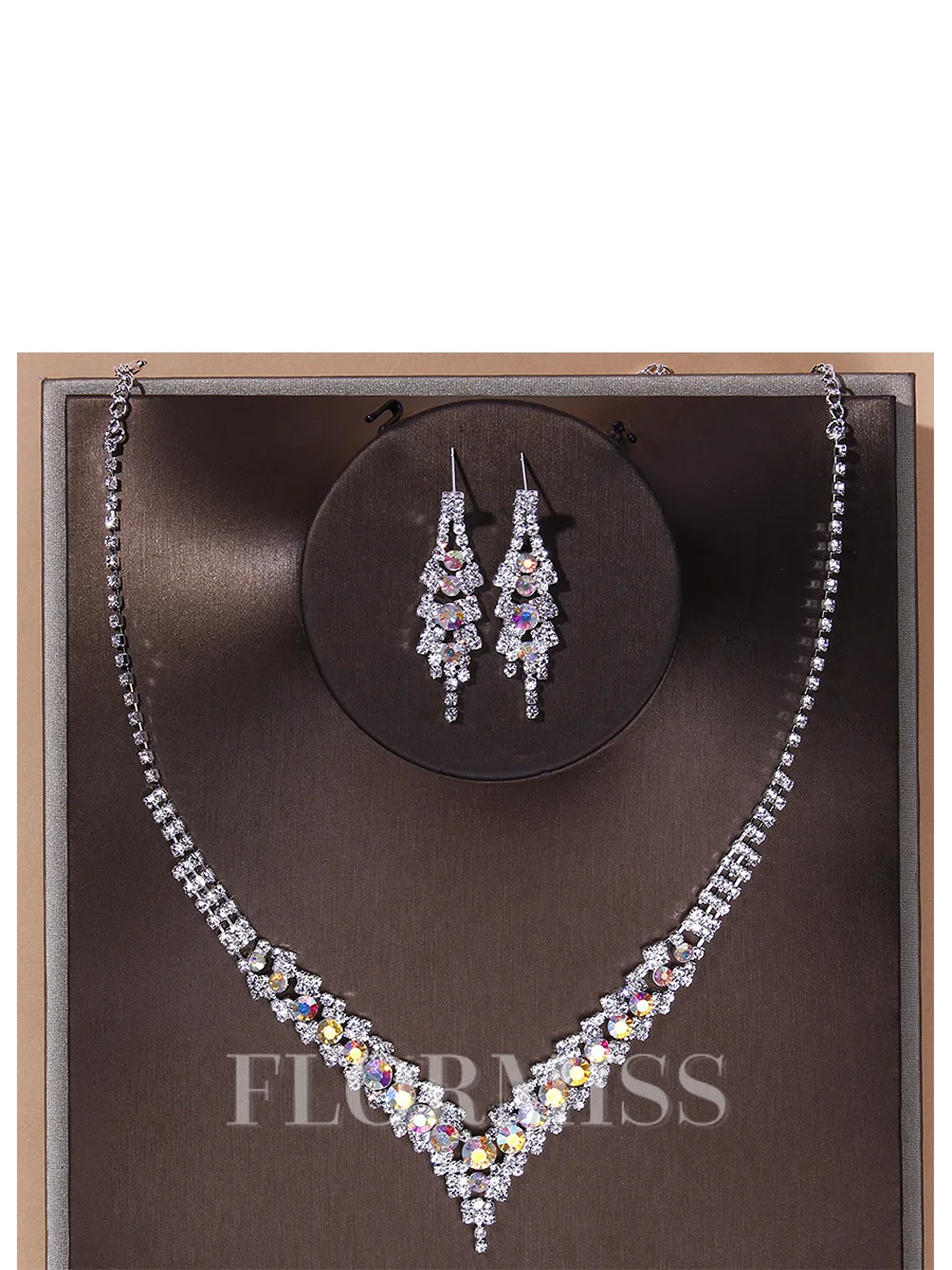 Attractive Alloy With Rhinestone Jewelry Set
