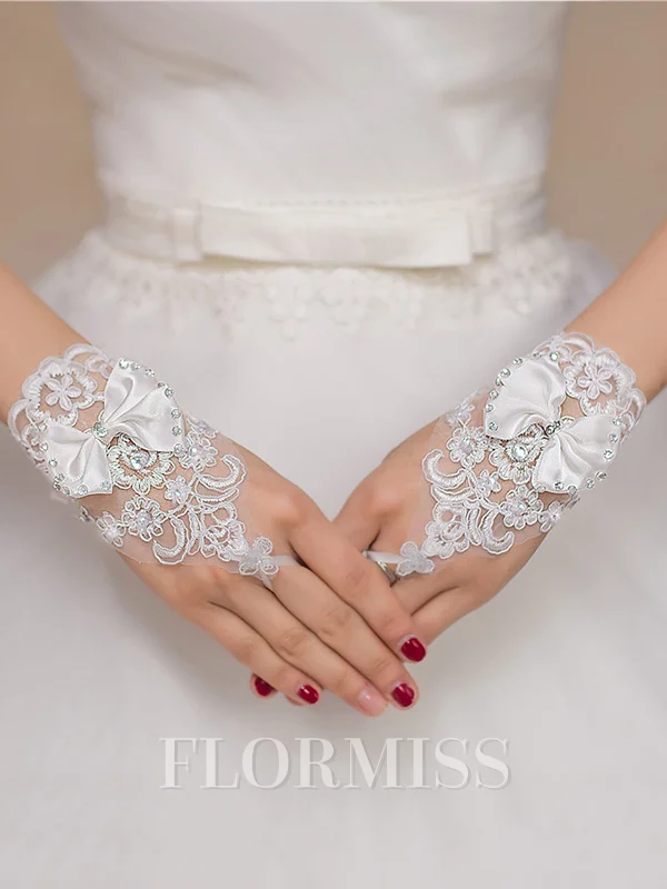 Chic Lace Bowknot Wedding Gloves