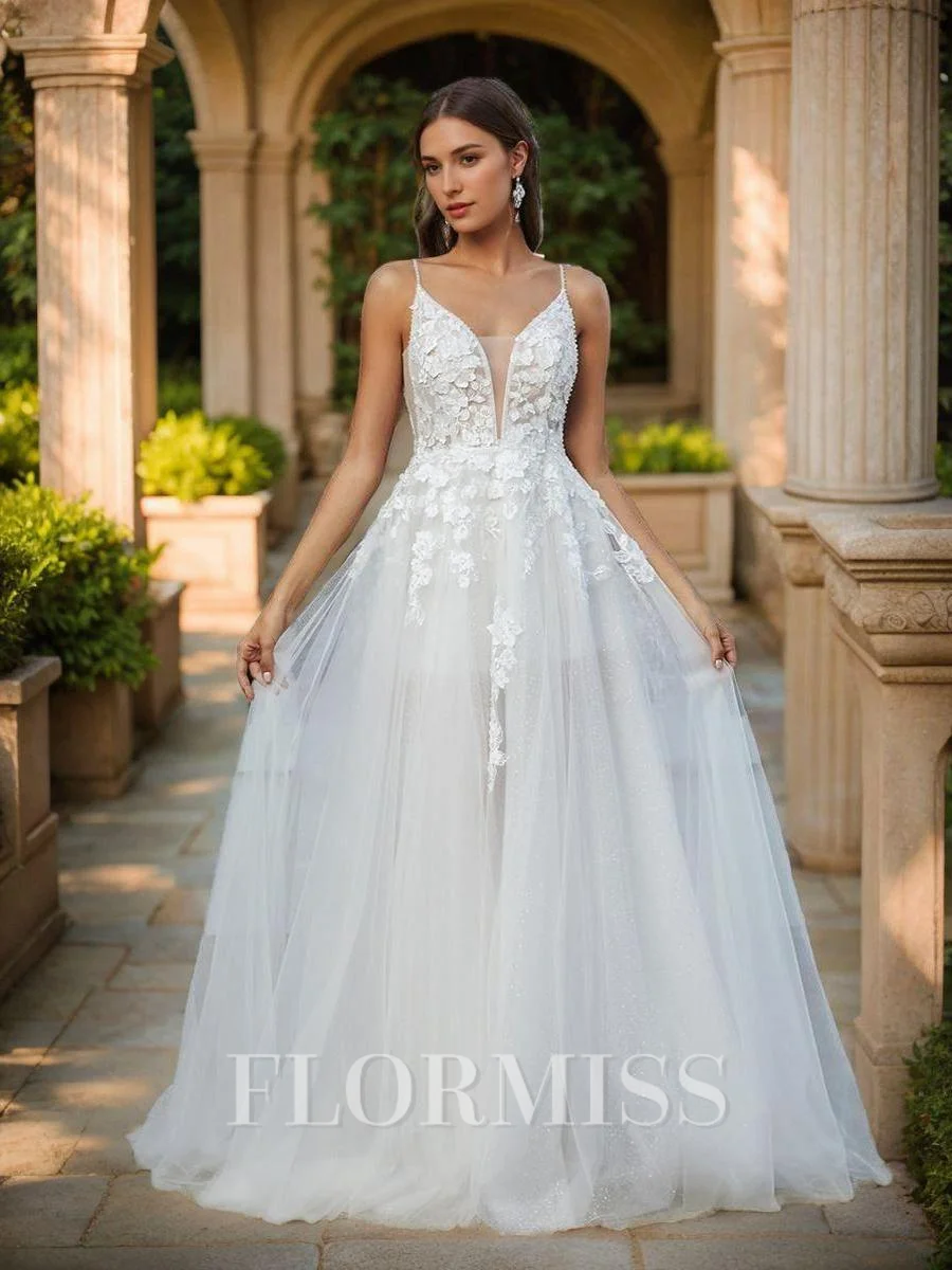 A-line V-neck Appliques Lace Chapel Train Tulle Wedding Dress