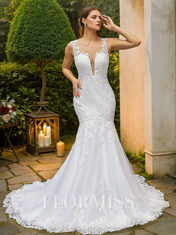 Trumpet/Mermaid Tulle Lace Scoop Sleeveless Court Train Wedding Dresses