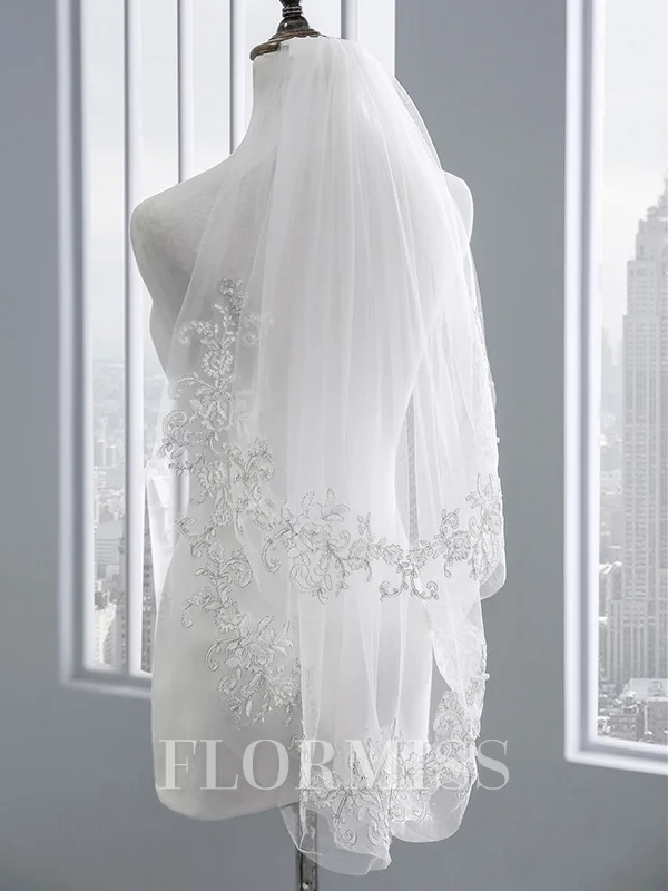 Charming Tulle With Lace Wedding Veils