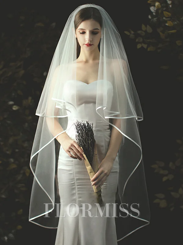 Classic Tulle Two Tier Waltz Wedding Veils With Ribbon Edge