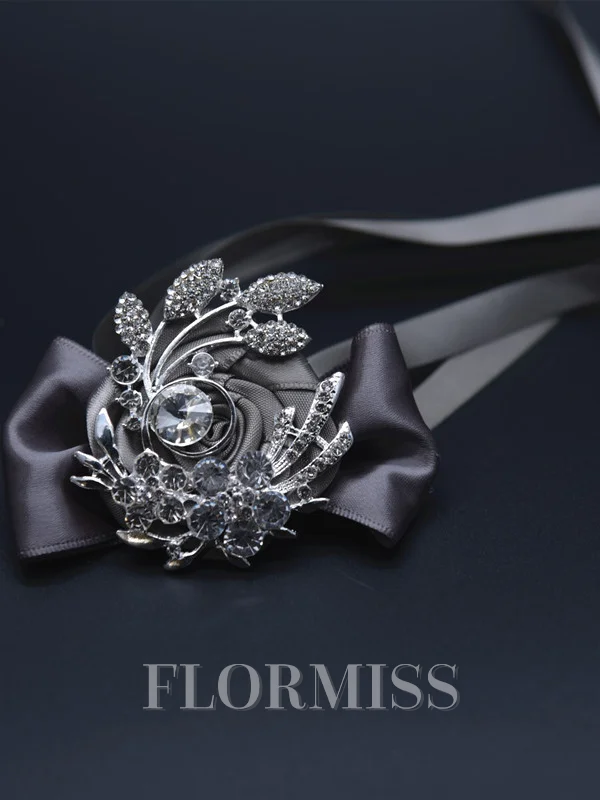 Classic Free-Form Cloth Wrist Corsage