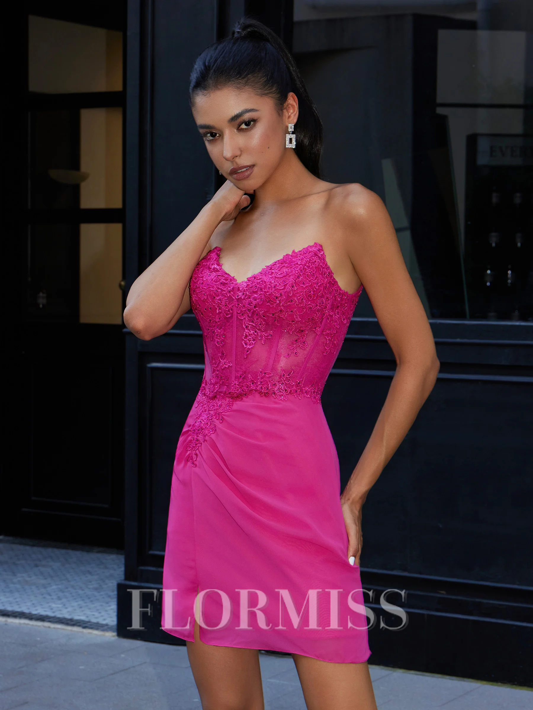 Sheath Sweetheart Appliques Lace Short/Mini Chiffon Corset Dress