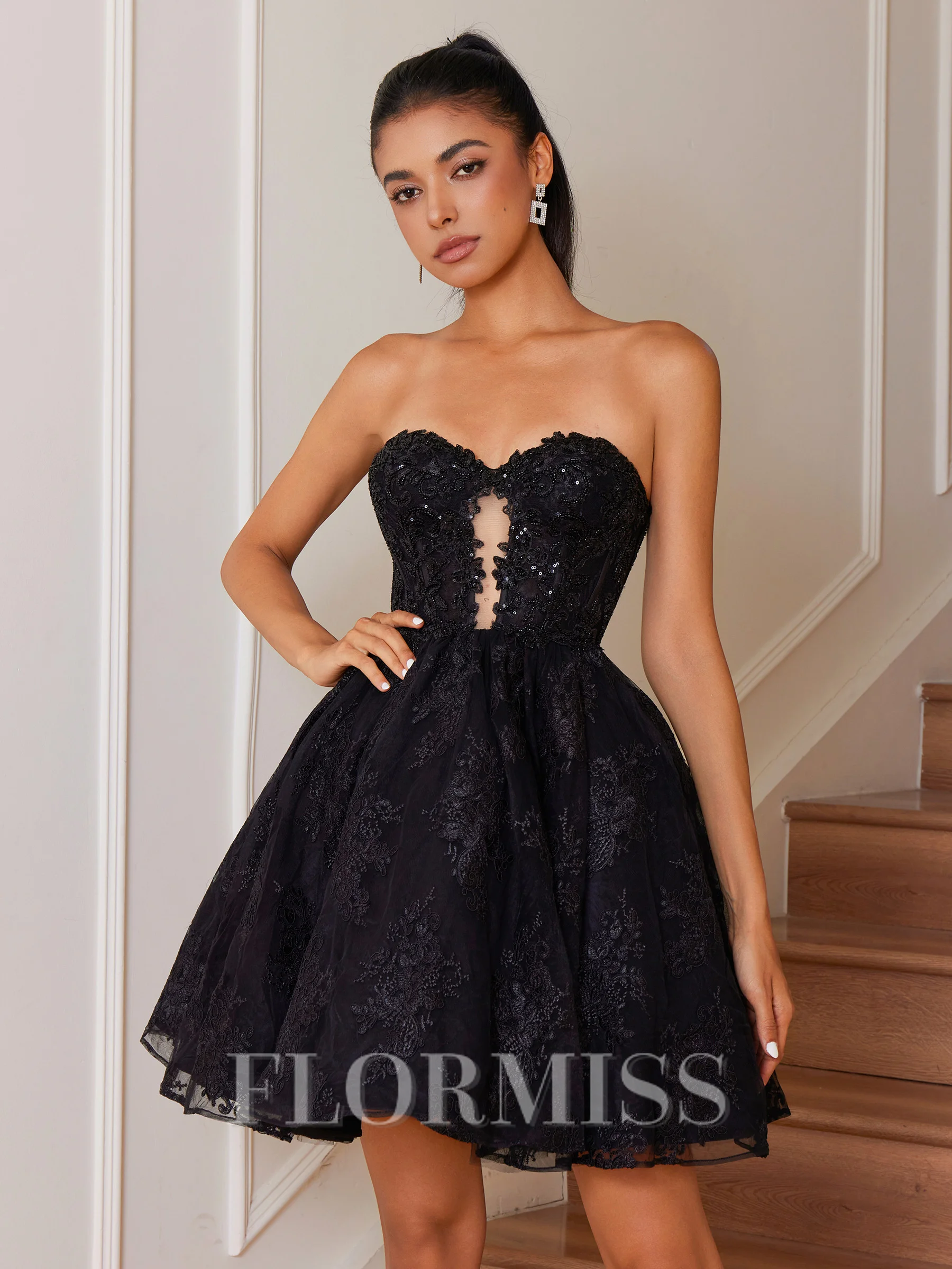 Ball-Gown Sweetheart Appliques Lace Short/Mini Lace Corset Dress