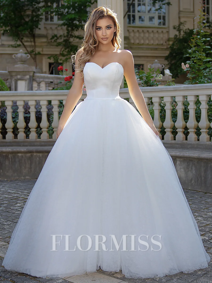 A-line/Princess Lace Sweetheart Sleeveless Sweep Train Wedding Dress