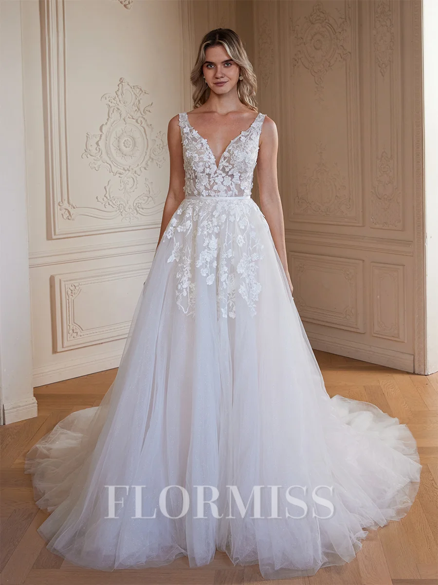 A-Line/Princess Tulle Applique V-neck Sleeveless Chapel Train Wedding Dresses