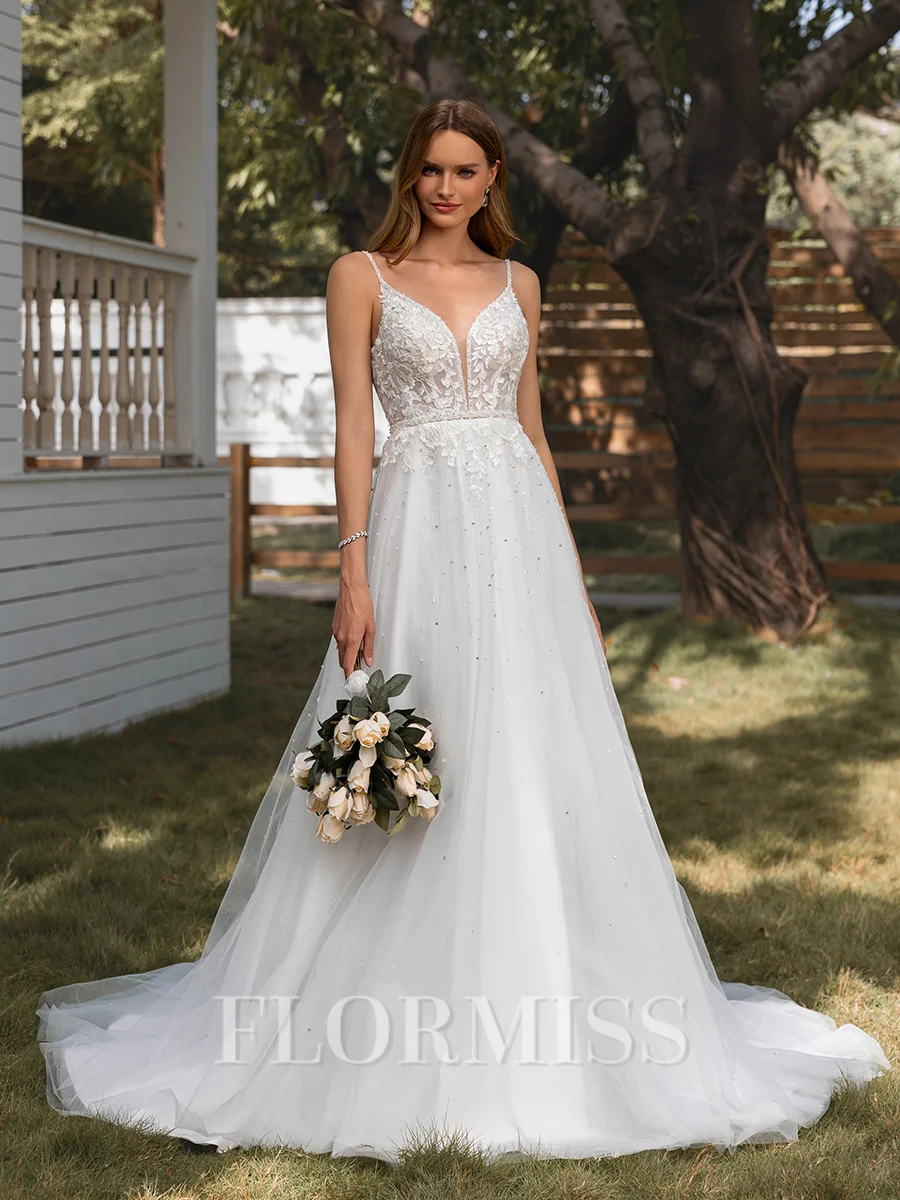 A-line V-neck Appliques Lace Chapel Train Tulle Wedding Dress