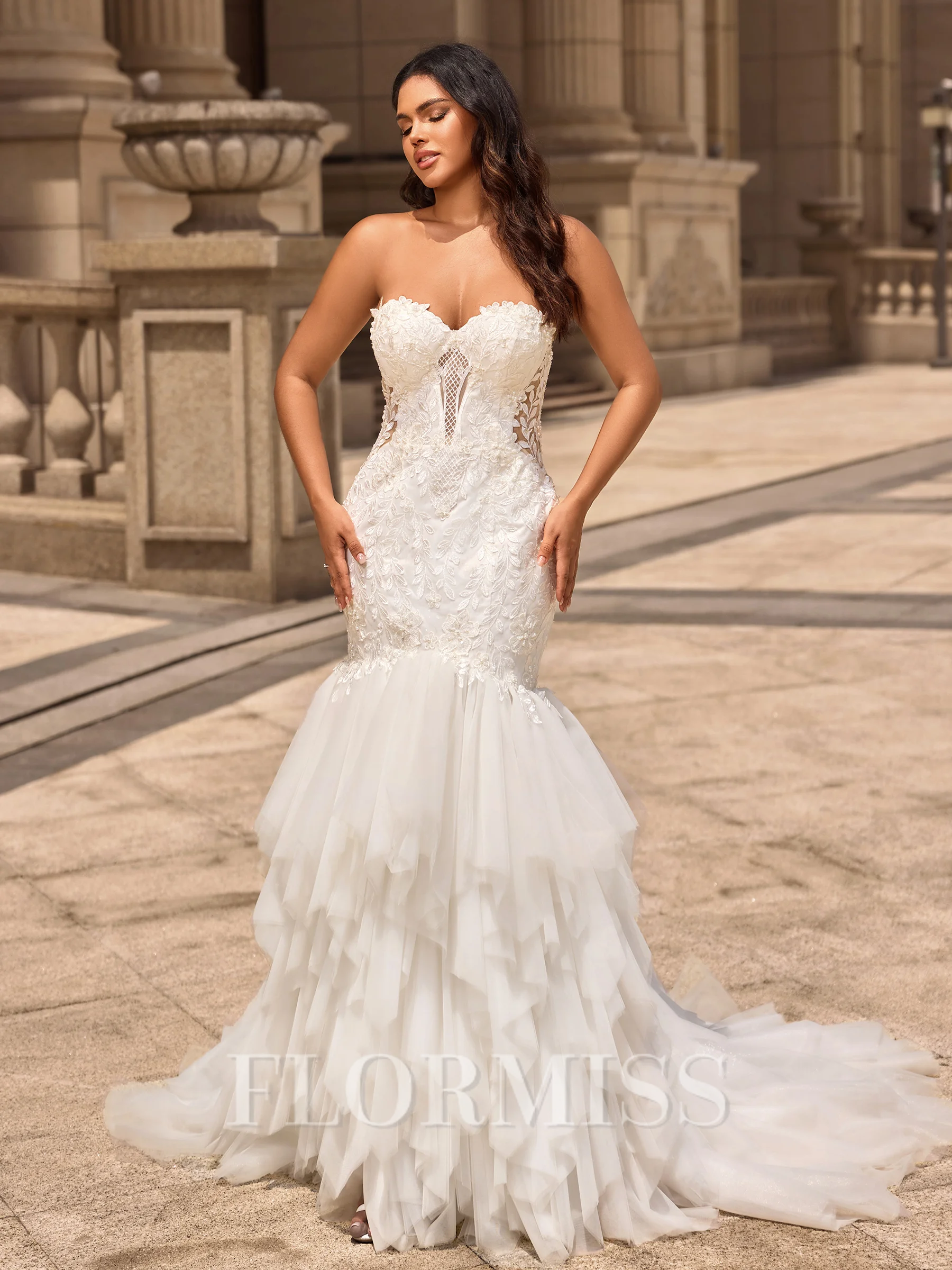Trumpet/Mermaid Tulle Sweetheart Sleeveless Court Train Wedding Dresses