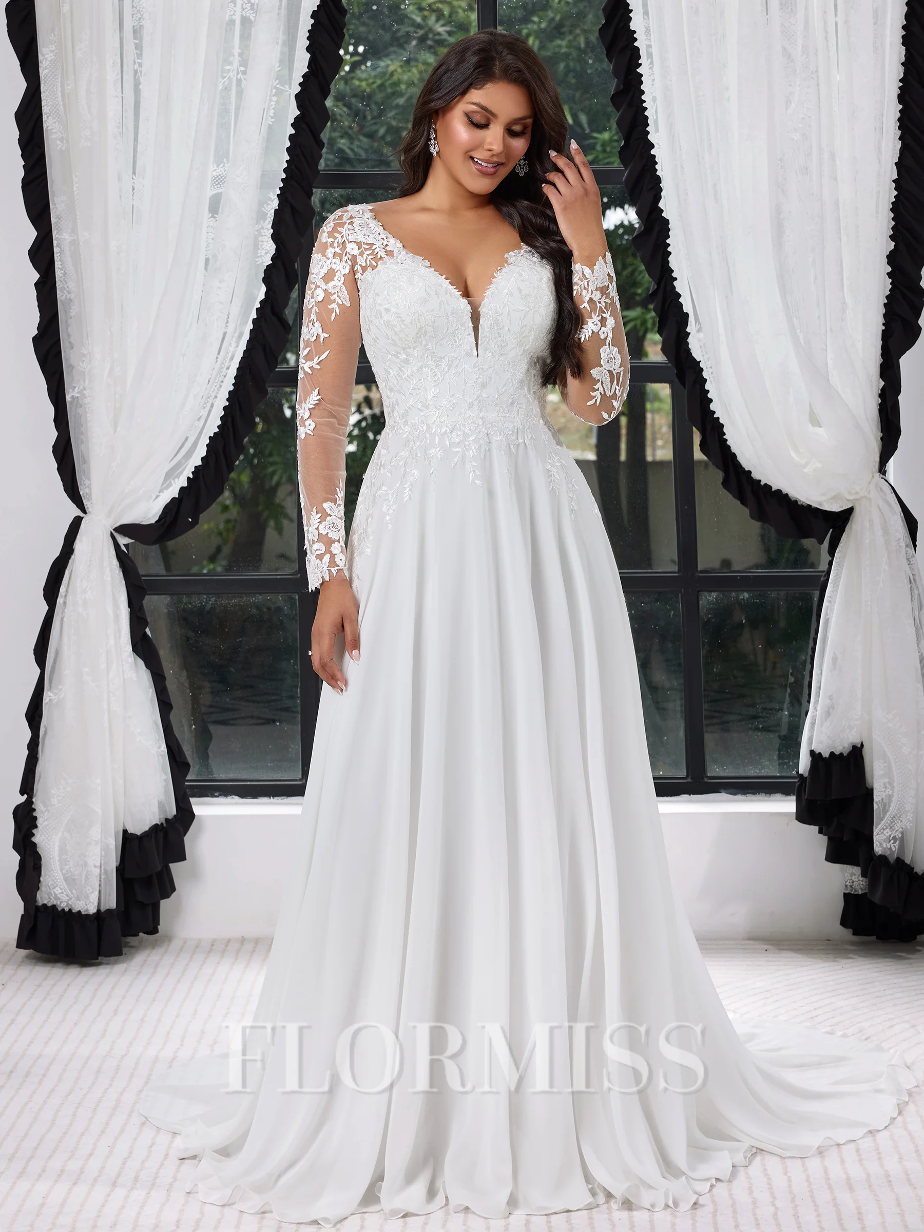 A-line V-neck Long Sleeves Appliques Lace Court Train Chiffon Corset Plus Size Wedding Dress