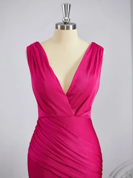 Trumpet/Mermaid V-neck...