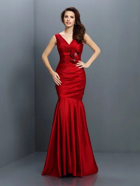 Trumpet/Mermaid V-neck Floor-Length Taffeta Bridesmaid Dresses With Flower