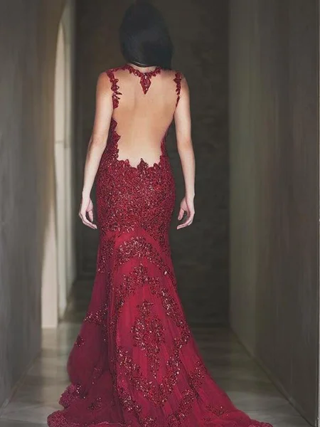 Trumpet/Mermaid V-neck...