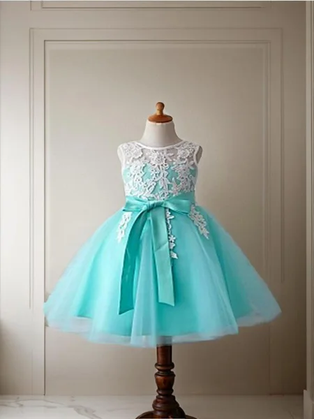 Ball Gown Scoop Knee-Length...