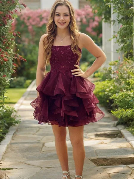 A-Line/Princess Strapless Short/Mini Tulle Homecoming Dresses