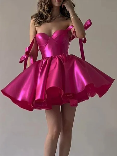 A-line/Princess Silk like Satin Sweetheart Sleeveless Short/Mini Homecoming Dress