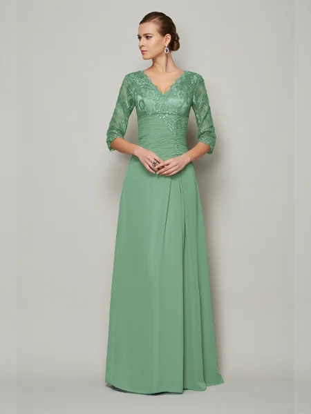 A-Line/Princess V-neck Floor-Length Chiffon Mother of the Bride Dresses With Lace