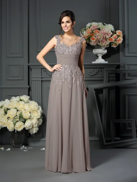 A-Line/Princess Scoop Floor-Length Chiffon Mother of the Bride Dresses With Beading