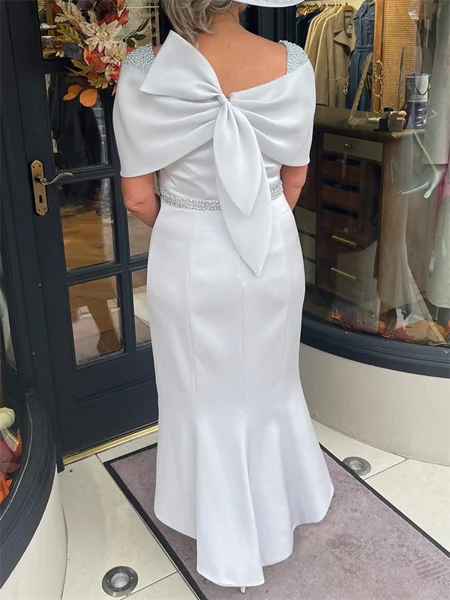 Sheath Scoop Short Sleeves...