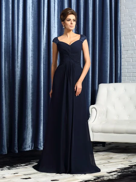 A-Line/Princess Straps Sweep Train Chiffon Mother of the Bride Dresses With Appliques Lace