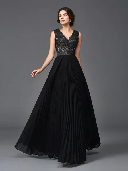 A-Line/Princess V-neck Floor-Length Chiffon Mother of the Bride Dresses With Lace
