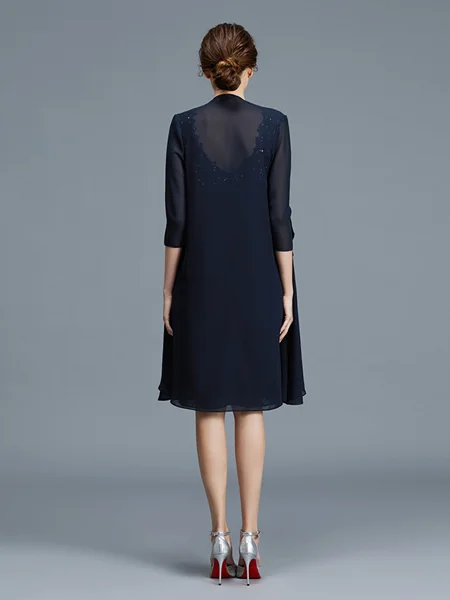 Sheath/Column V-neck...