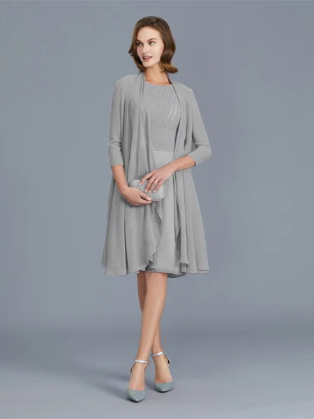 A-Line/Princess Scoop Knee-Length Chiffon Mother of the Bride Dresses With Ruffles