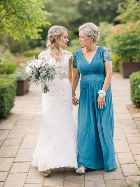 A-Line/Princess V-neck Floor-Length Chiffon Mother of the Bride Dresses With Ruffles