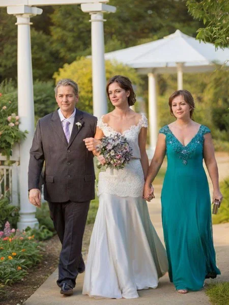 A-Line/Princess V-neck Floor-Length Chiffon Mother of the Bride Dresses With Beading